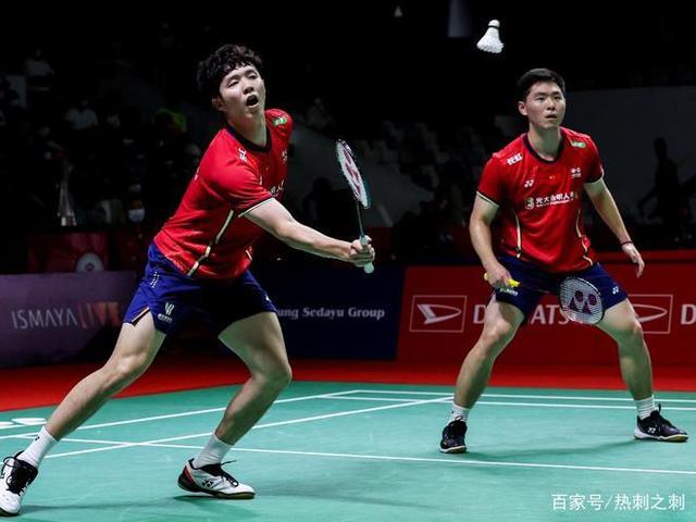 法国队轻取丹麦队,黄鸭组合点燃赛场 法国队轻取丹麦队,黄鸭组合点燃赛场