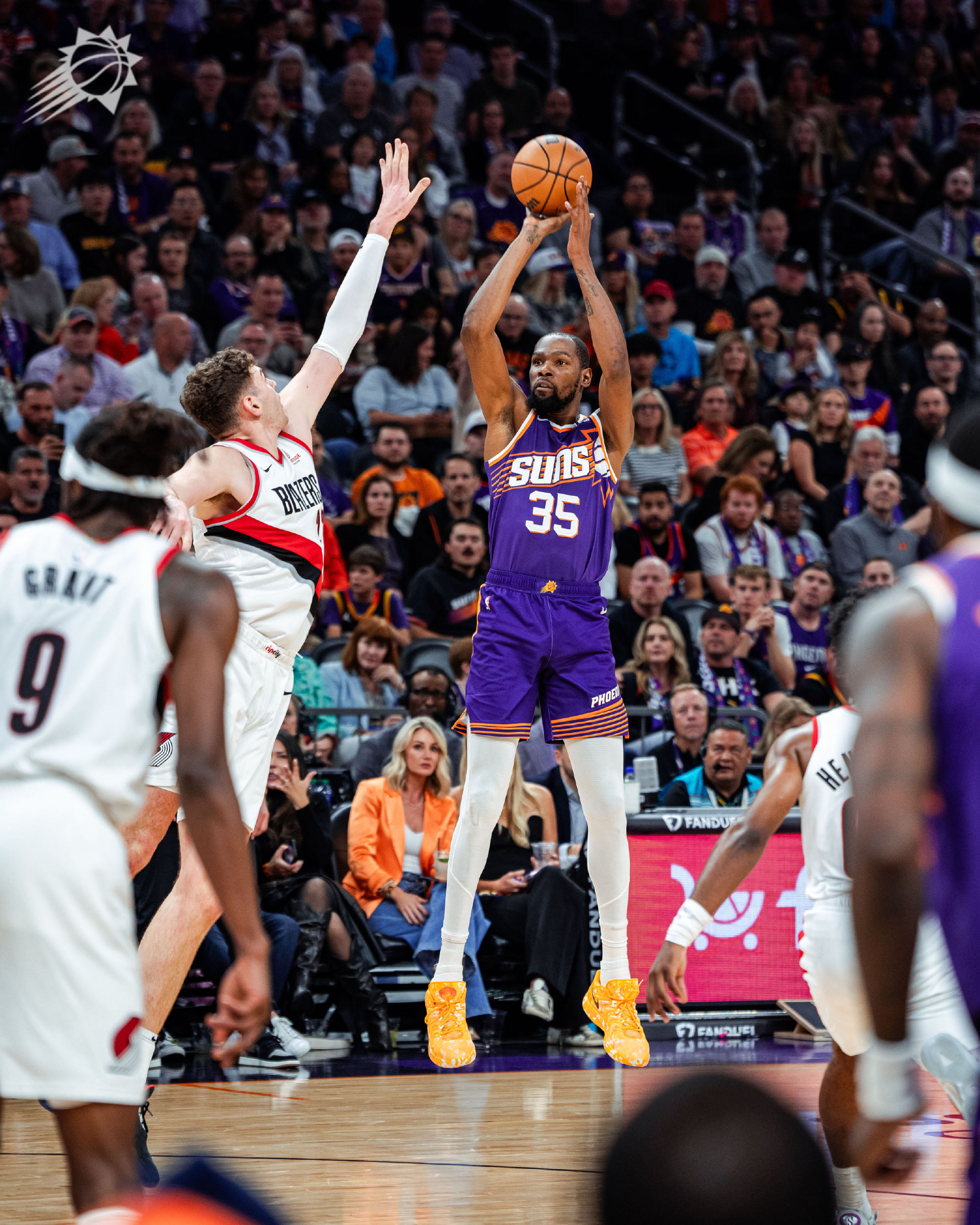 太阳力克国王,利拉德统治全场 太阳力克国王,利拉德统治全场