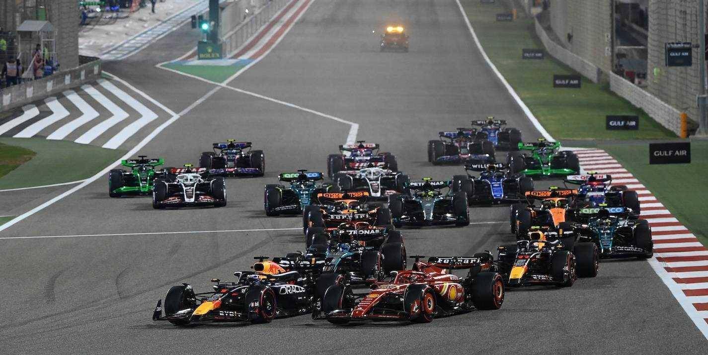 红牛二队横扫梅赛德斯,塞恩斯高光表现 红牛二队横扫梅赛德斯,塞恩斯高光表现