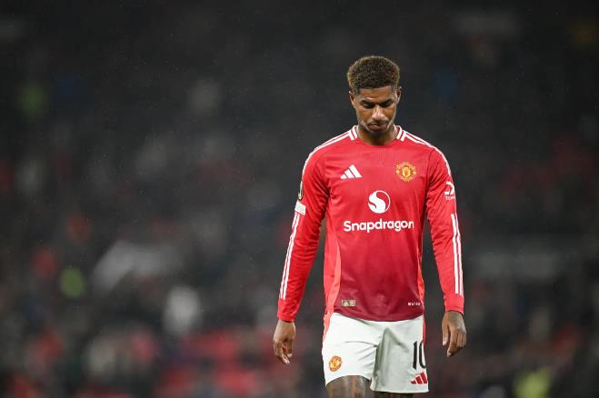 AC米兰险胜乌克兰，拉什福德惊艳四座