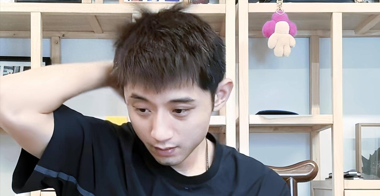 英格兰队力克法国队，张继科关键制胜