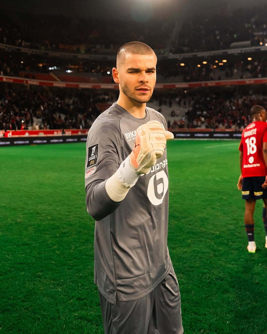 里尔队主场告捷，继续压迫法甲榜首球队