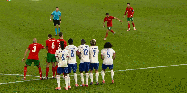 葡萄牙队遗憾出局，球迷纷纷表示遗憾