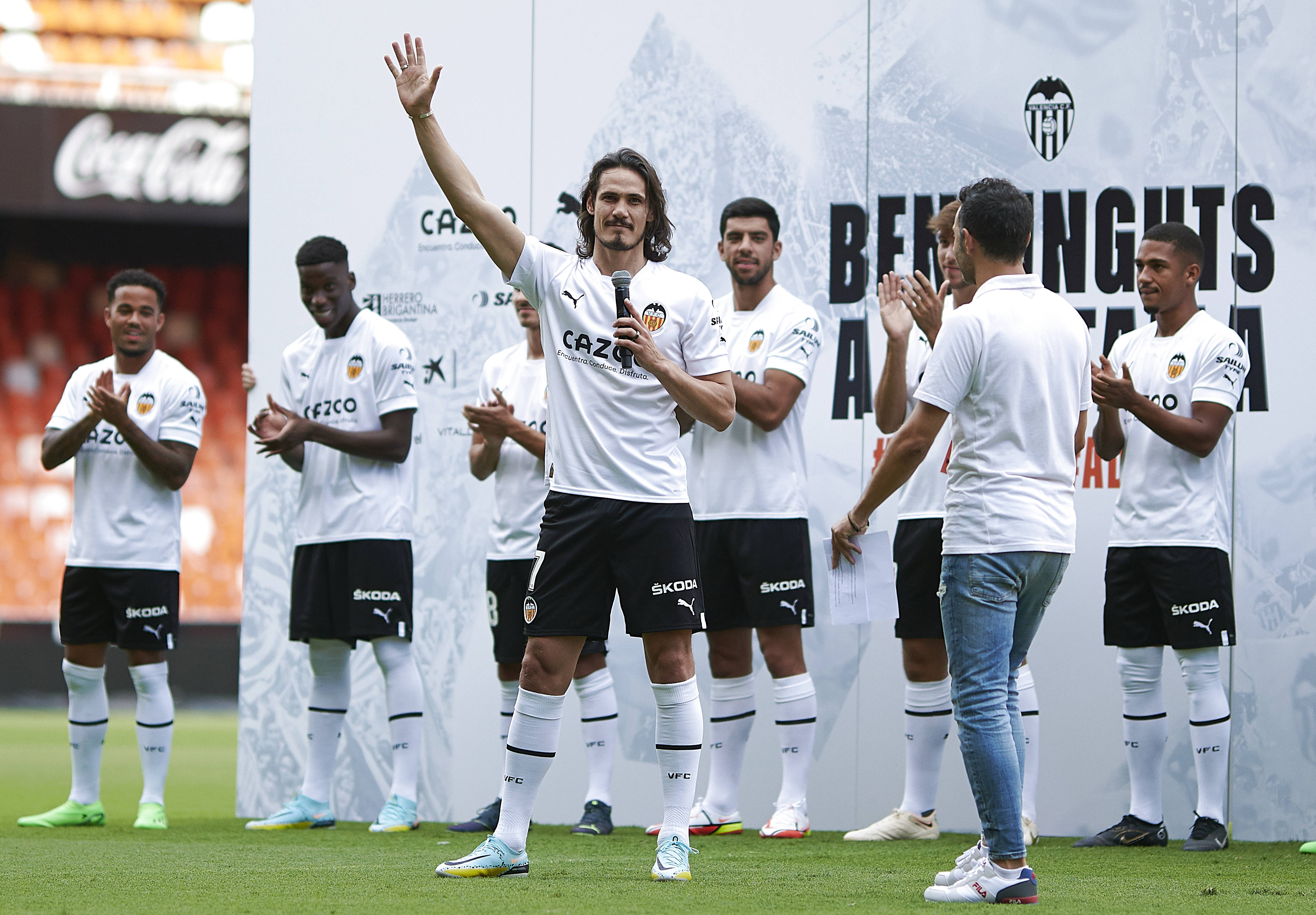 瓦伦西亚新援表现抢眼，助球队取胜