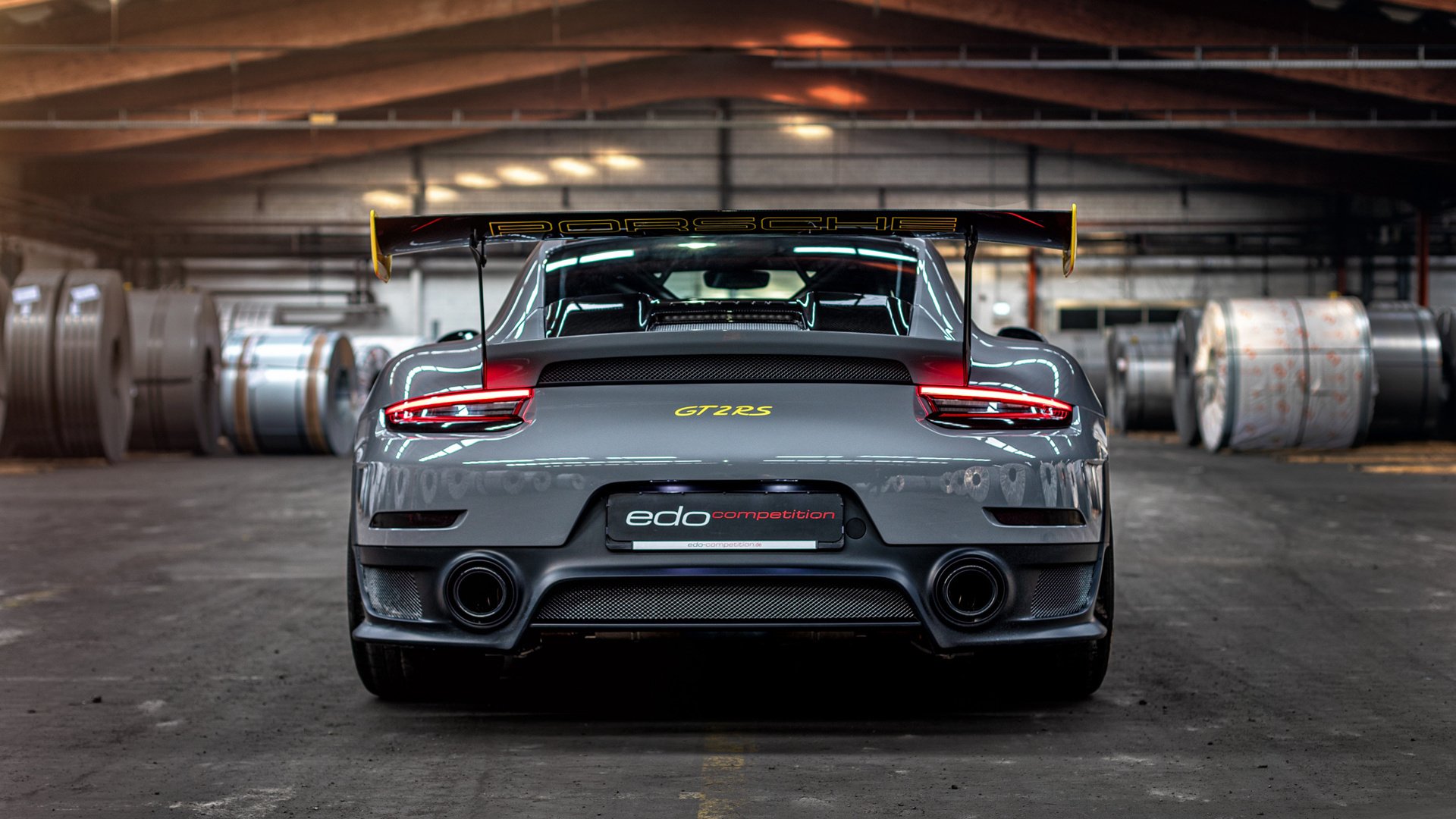 当蓝鹰掠过潘帕斯，努涅斯如何用错误的节奏，谱写了足球的第三种语言