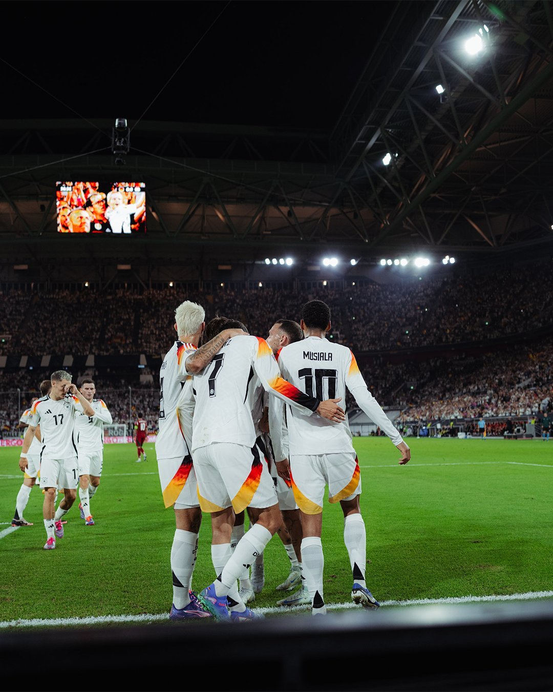 罗马险胜里昂，佩德里扛起全队