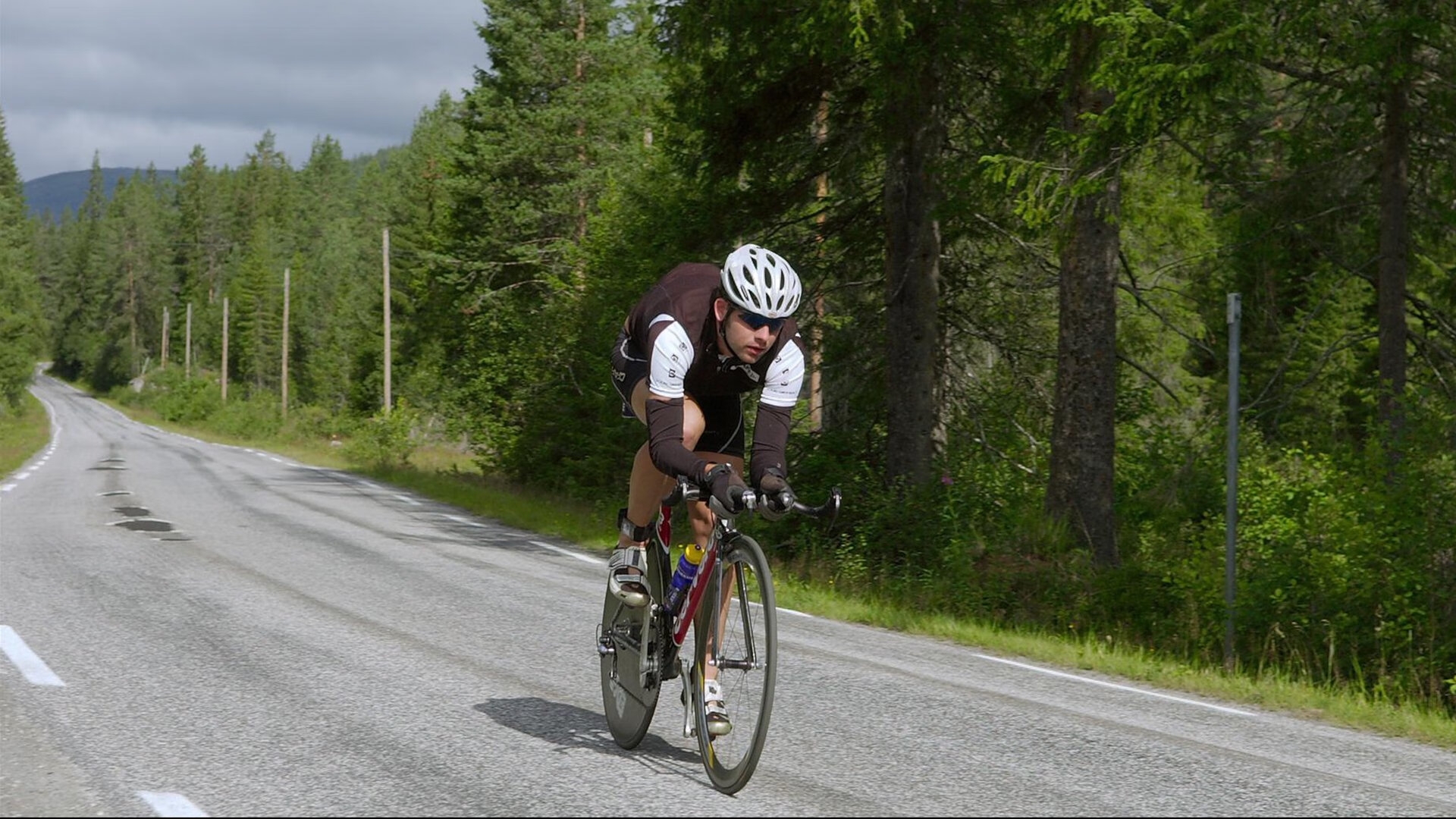 世界排名争夺战焦点战，掘金决胜局带走广东队