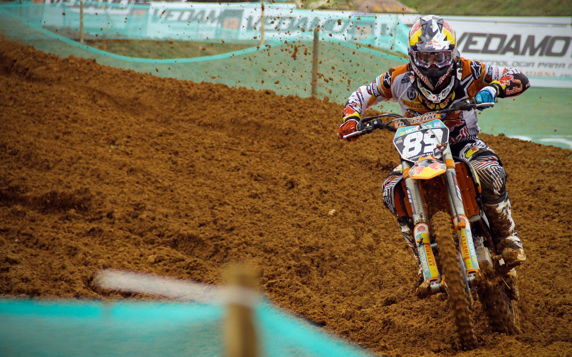 当蓝调遇见拜仁，恩佐的全能狂想曲如何搅动德甲争冠夜