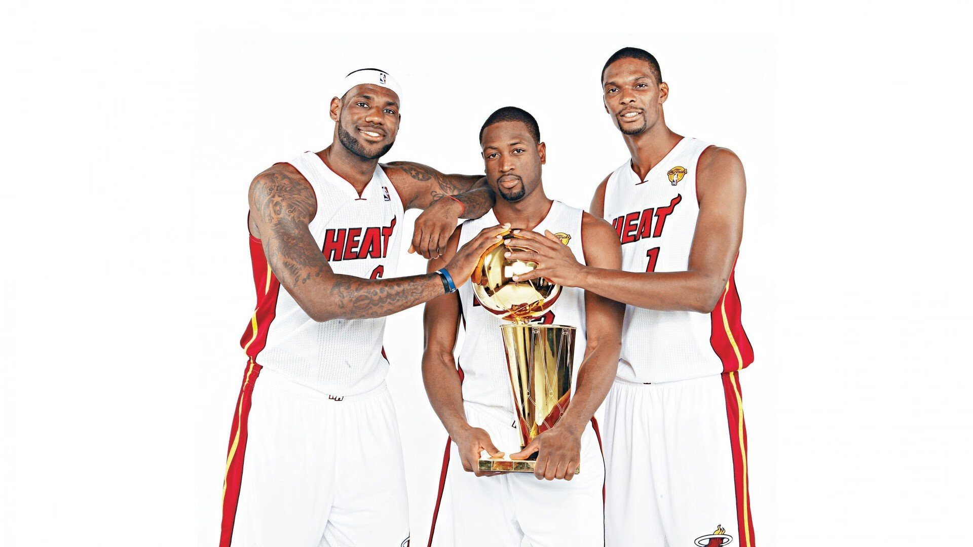 奥运周期关键战，奥斯梅恩接管比赛，雷恩踏平克罗地亚的战术启示